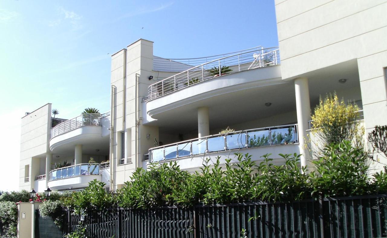 B&B Stazione Latina Sermoneta Kültér fotó