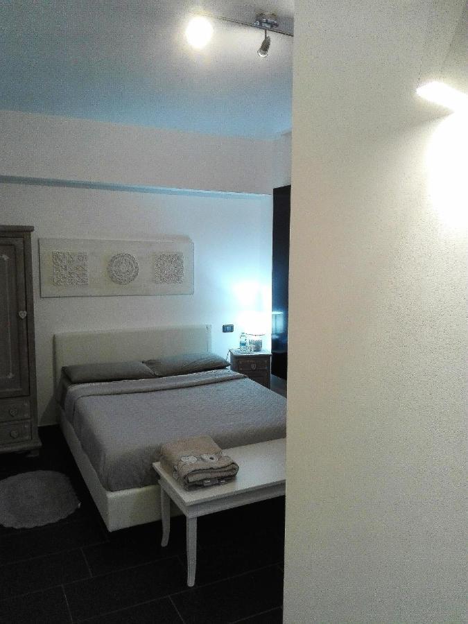 B&B Stazione Latina Sermoneta Kültér fotó